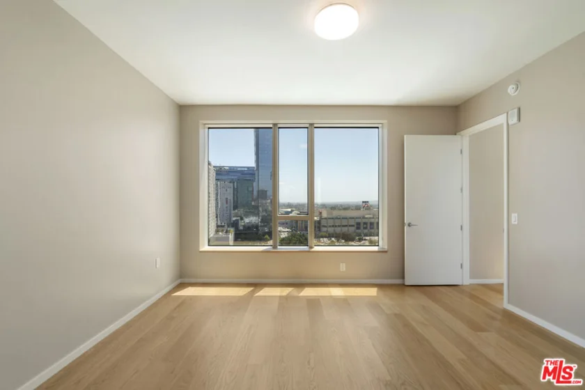 889 Francisco Street #1206 photo 9