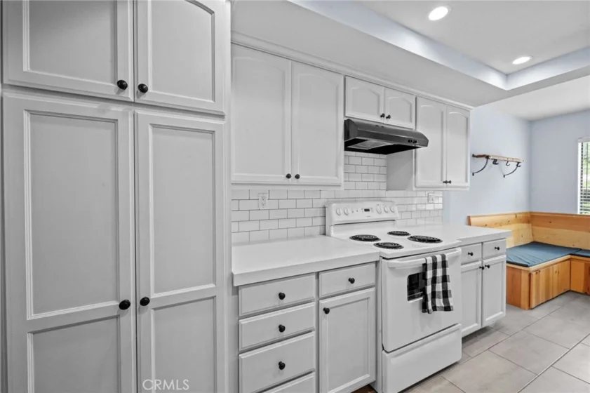 3663 Country Club Drive #E photo 11