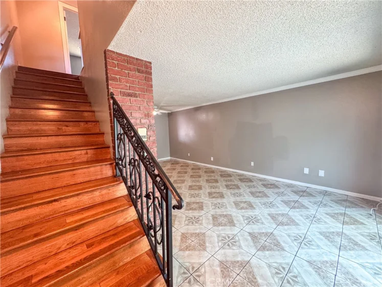 9019 Cedros Avenue #12 photo 4