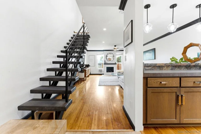 3774 Keating Street photo 5