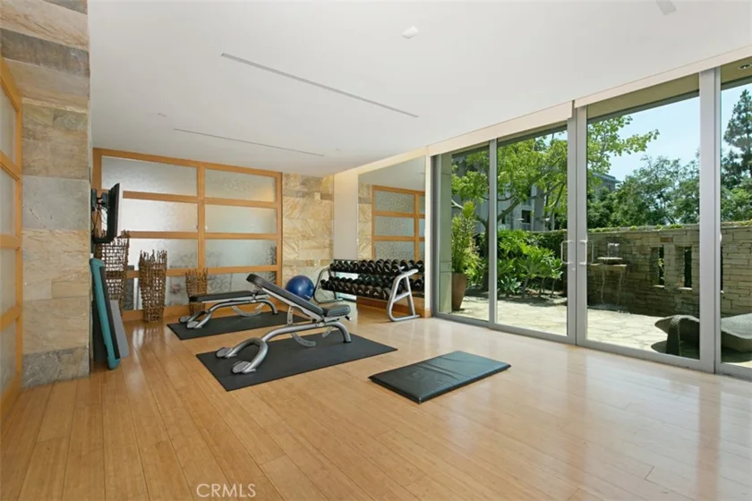21 Gramercy #220 photo 43