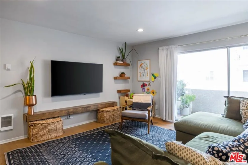 12955 Riverside Drive #203 photo 5