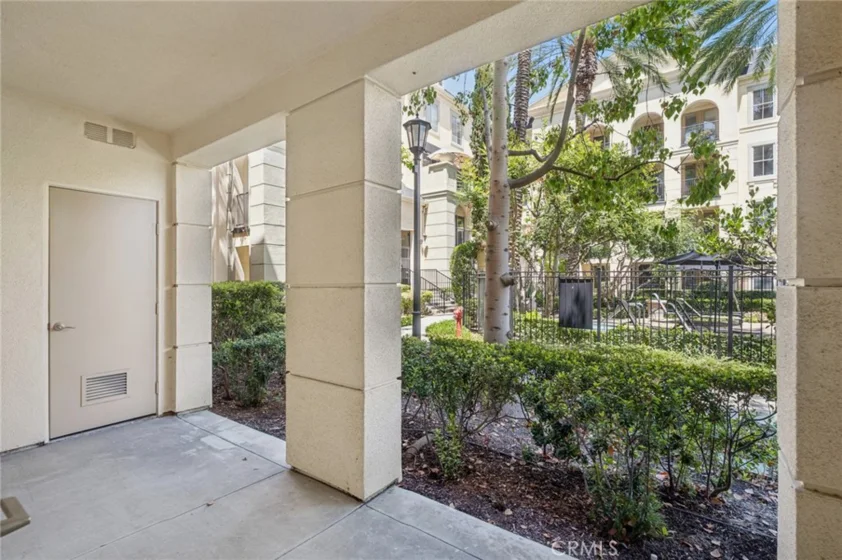 2147 Watermarke Place photo 28