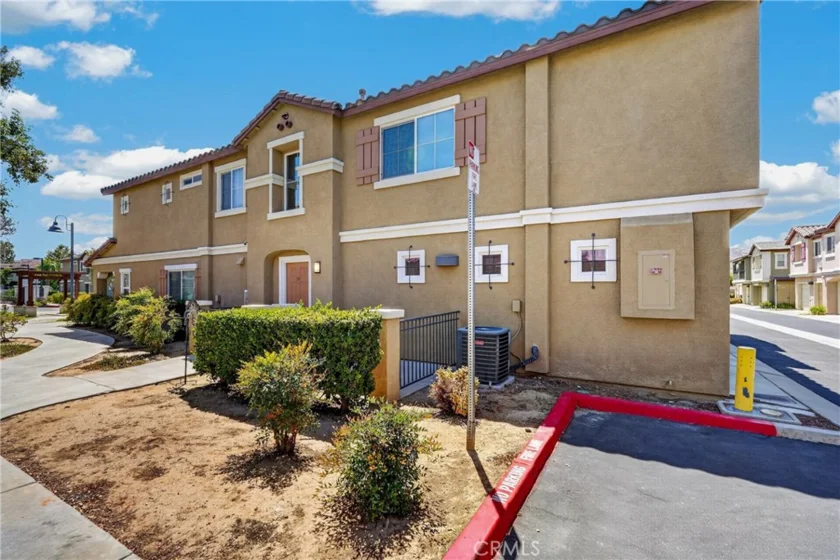 15635 Lasselle #94 photo 20