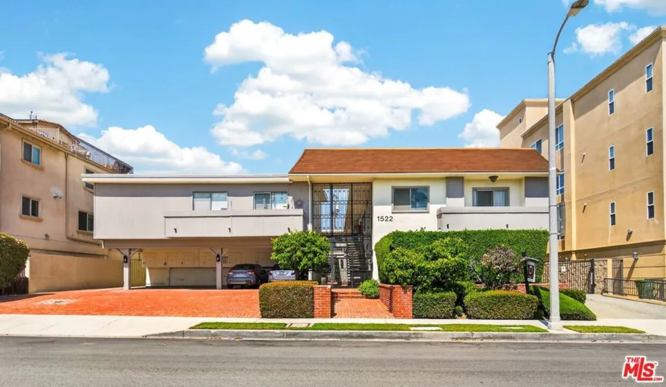 1522 S Centinela Avenue #101 photo 13