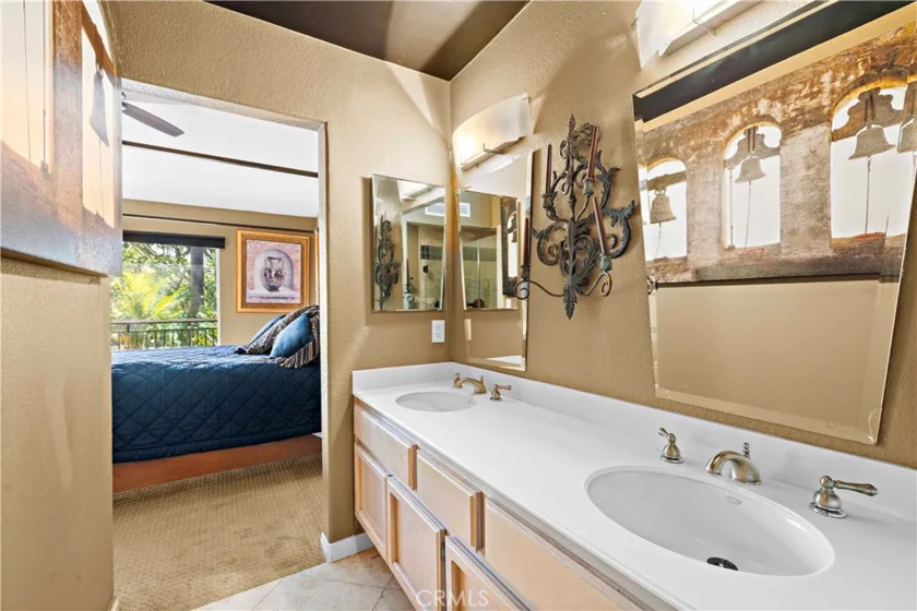 21914 Montagu photo 25