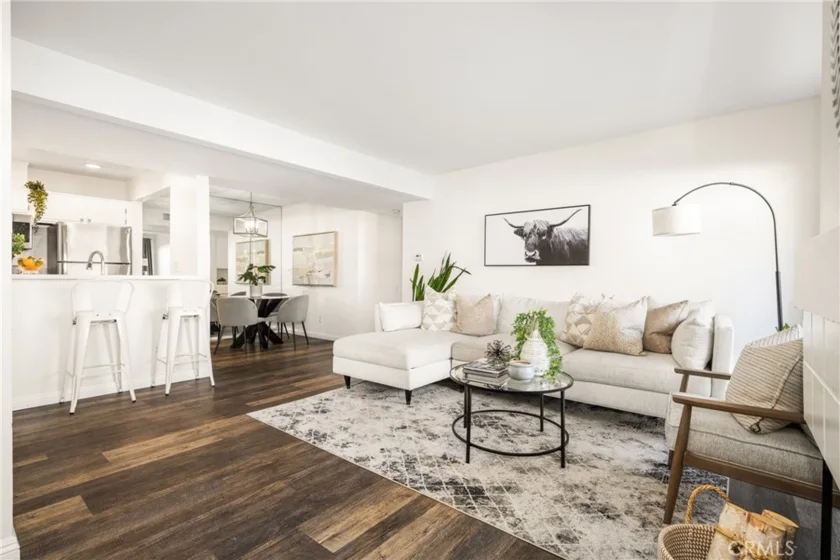 25761 Le Parc #75 photo 1