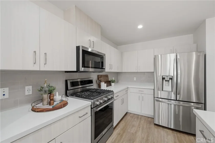 4140 Glencoe Avenue #202 photo 35