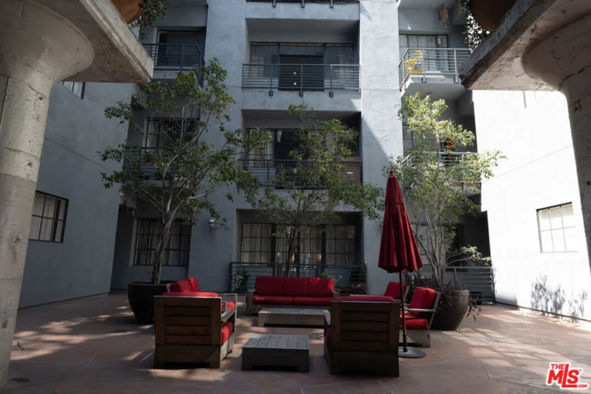 420 S San Pedro Street #231 photo 21