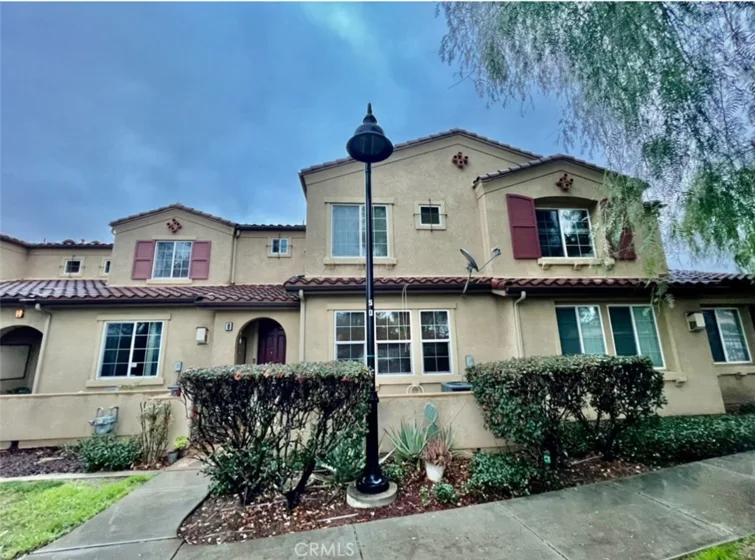 15868 Lasselle Street #B photo 1