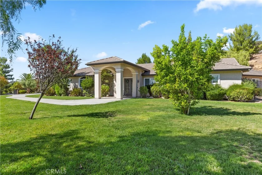 38580 Celine Cove photo 1