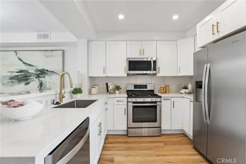 621 N Orlando Avenue #9 photo 10