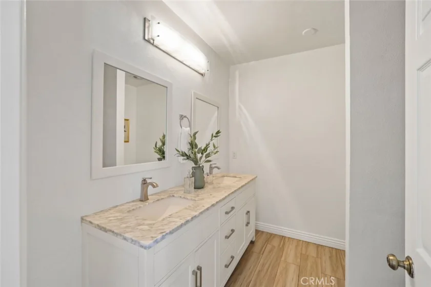 4189 Vineland #120 photo 14