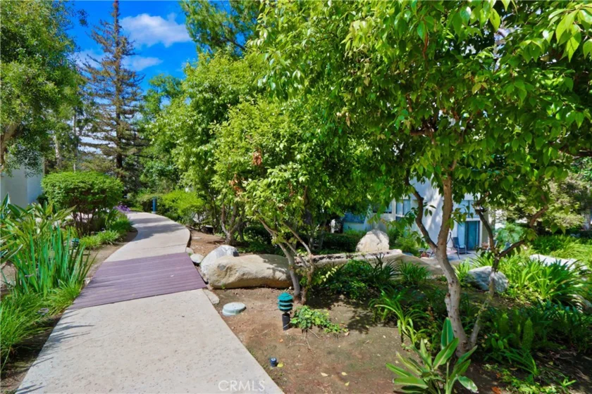 5733 E Stillwater Avenue #2 photo 41