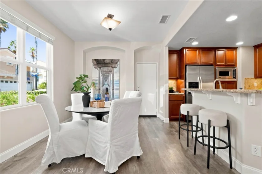 7244 Lisamarie Court photo 11