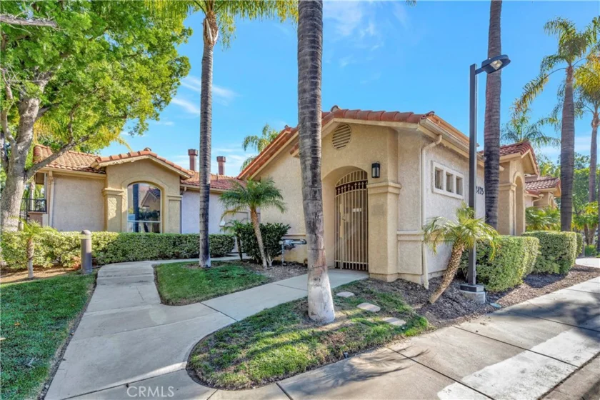 2425 Del Mar photo 23