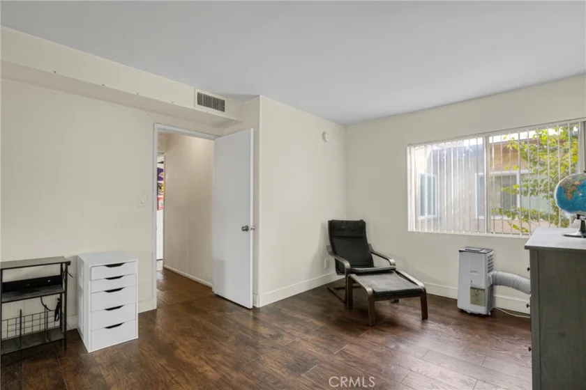 7300 Lennox #J5 photo 16