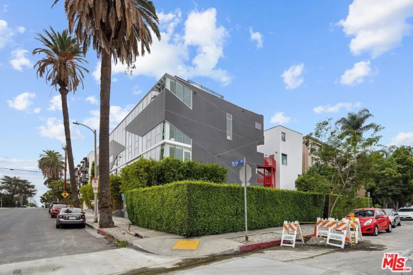 803 Wilcox Avenue #10 photo 33
