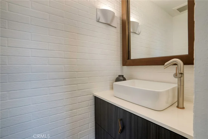 100 S Doheny #707 photo 27