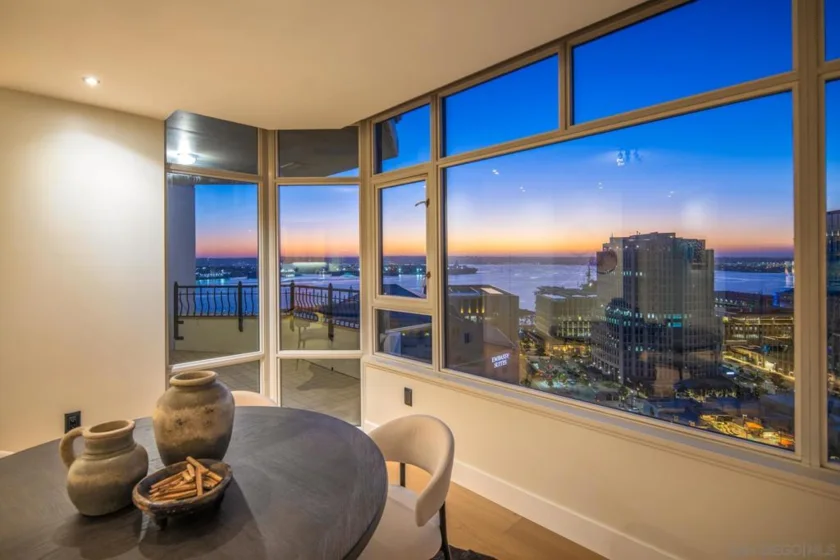 700 W Harbor #2101 photo 9