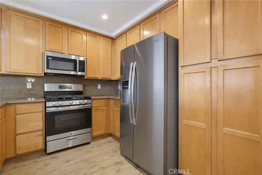 9610 Zelzah Avenue #203 photo 32