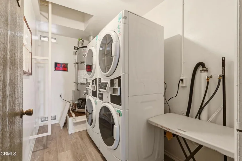 408 Burchett Street #11 photo 24