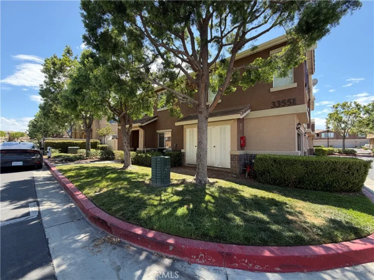 33551 Winston Way #B photo 2