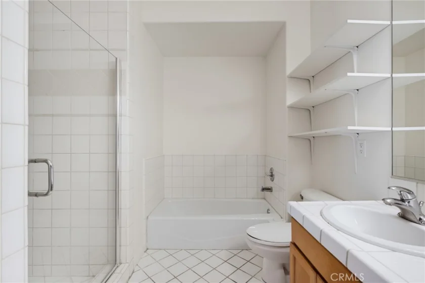 9610 Zelzah Avenue #203 photo 19