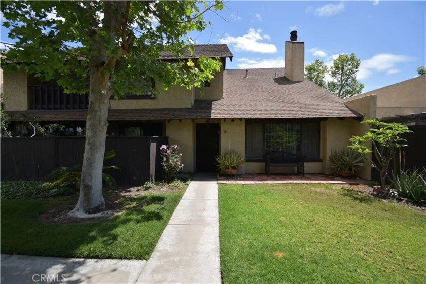 1801 Park Glen #B photo 2