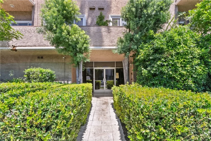 14607 Erwin Street #113 photo 1
