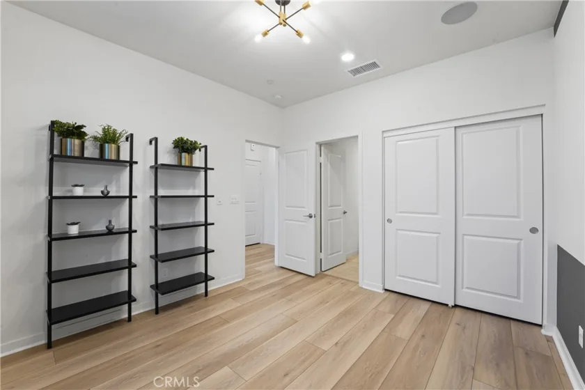 2941 W Lincoln Ave #3 photo 7
