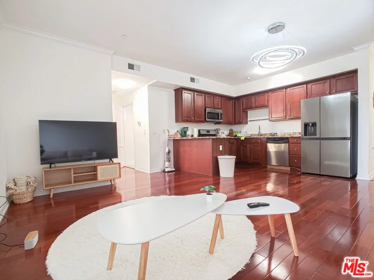 1025 Dewey Avenue #205 photo 7