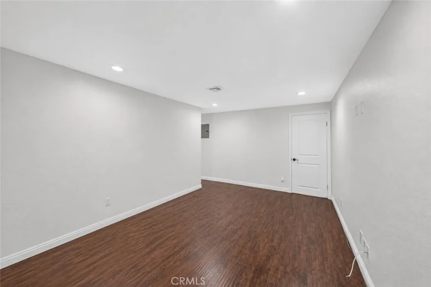 1026 S Marengo Avenue #2 photo 11
