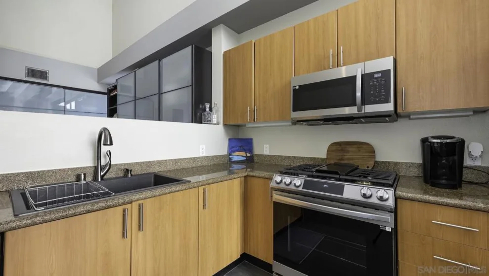 1480 Broadway #2607 photo 4