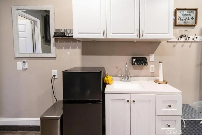 25933 Schafer photo 22