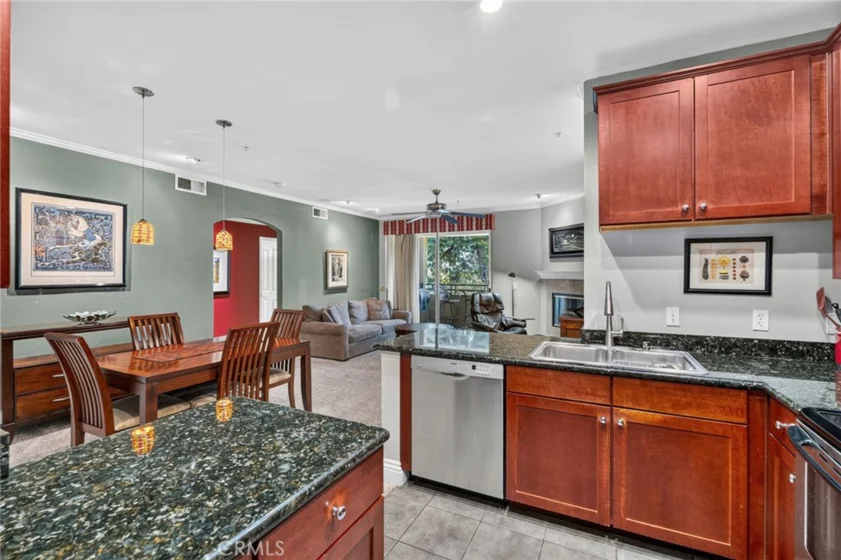 22681 Oakgrove #127 photo 11
