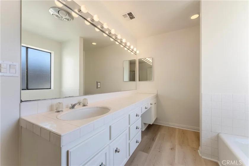 1567 Westholme #4A photo 20