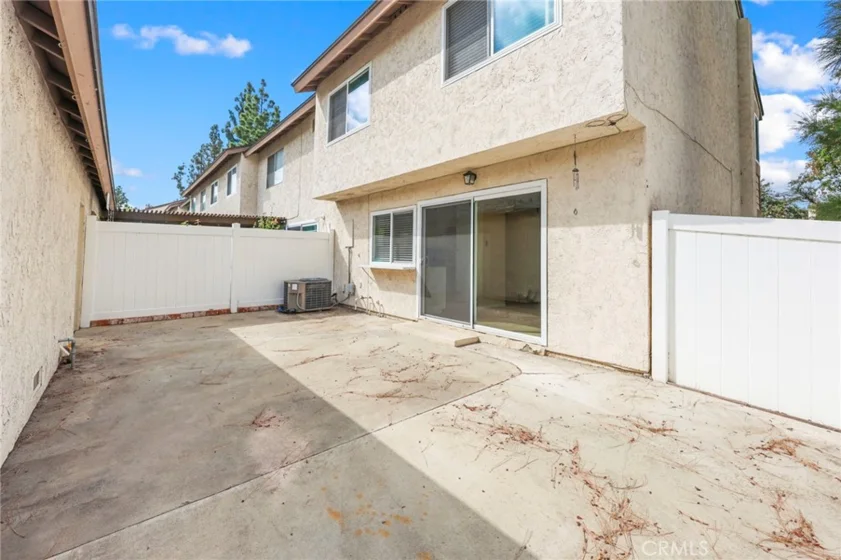 1401 Cheltenham Lane photo 25