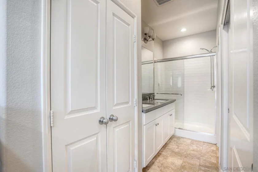 8850 Olive Lane #7 photo 25