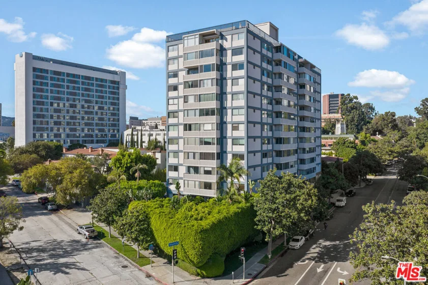 969 Hilgard Avenue #311 photo 1