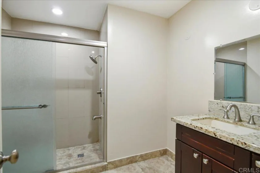 559 Oakdale Lane #C photo 14