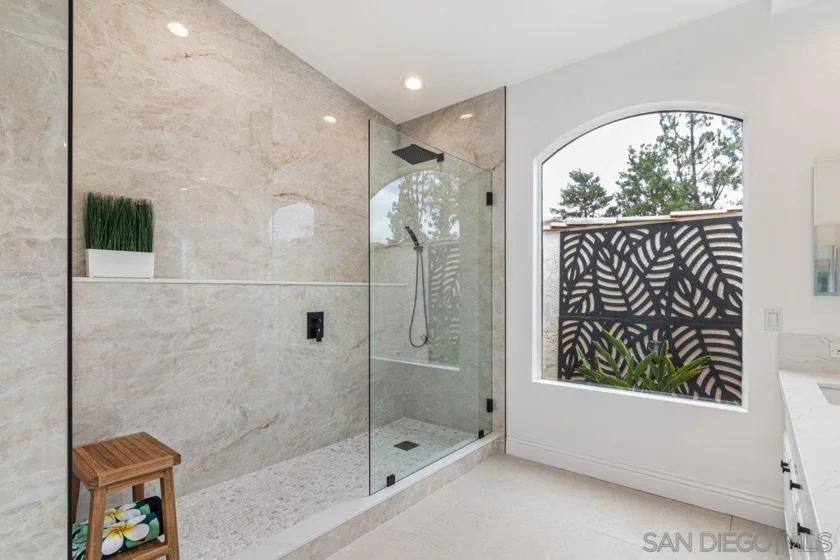 22905 Turnberry Court photo 14