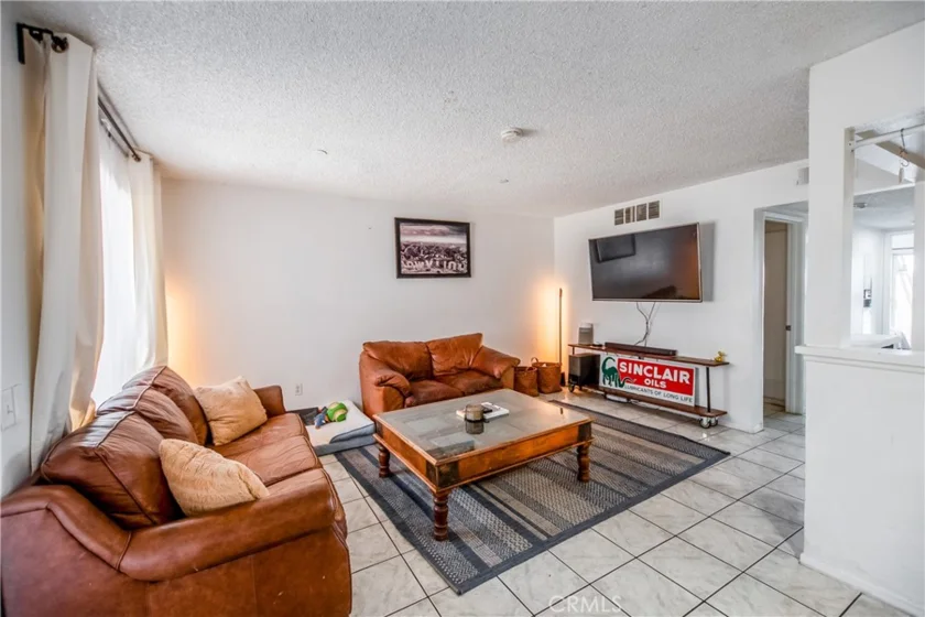 300 E Chestnut #300Q photo 2