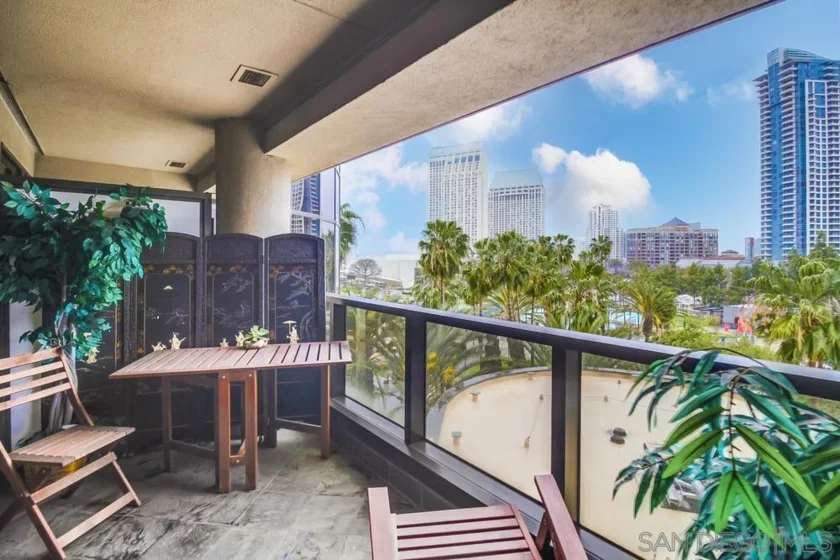 100 Harbor Drive #605 photo 4
