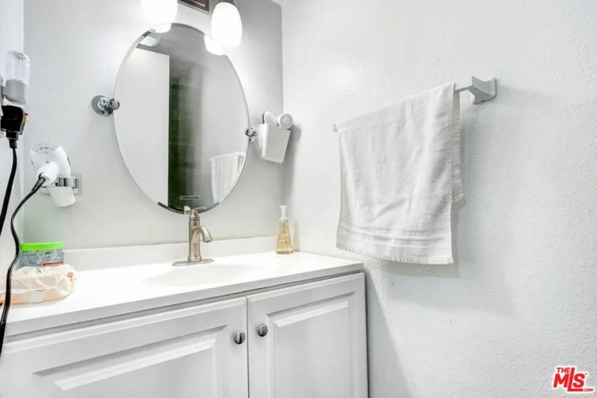21333 Lassen Street #8B photo 6
