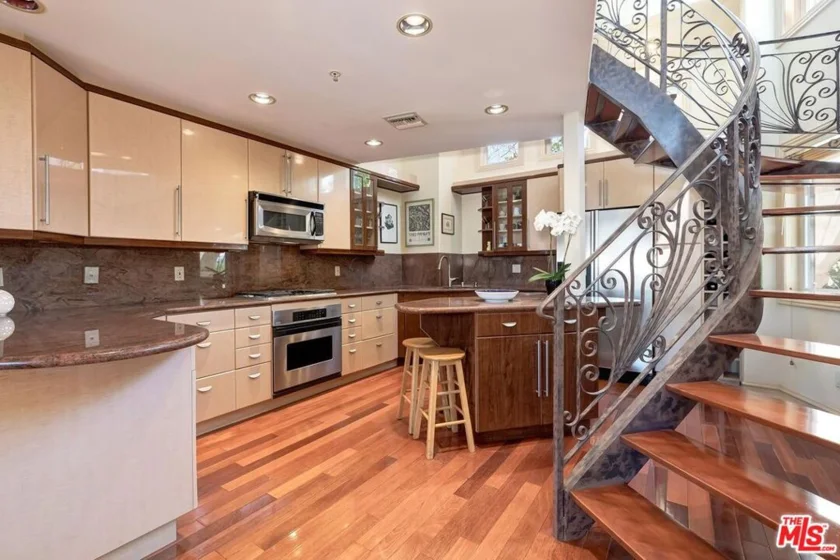 2922 Montana Avenue #D photo 16