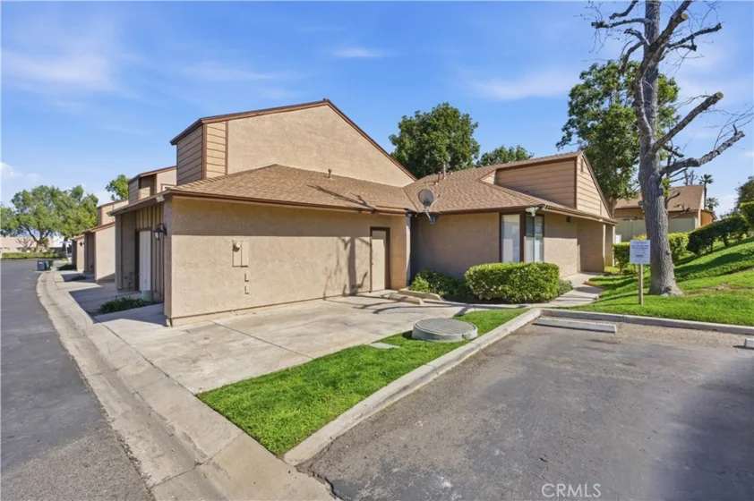 1164 Stone Pine Lane #A photo 1