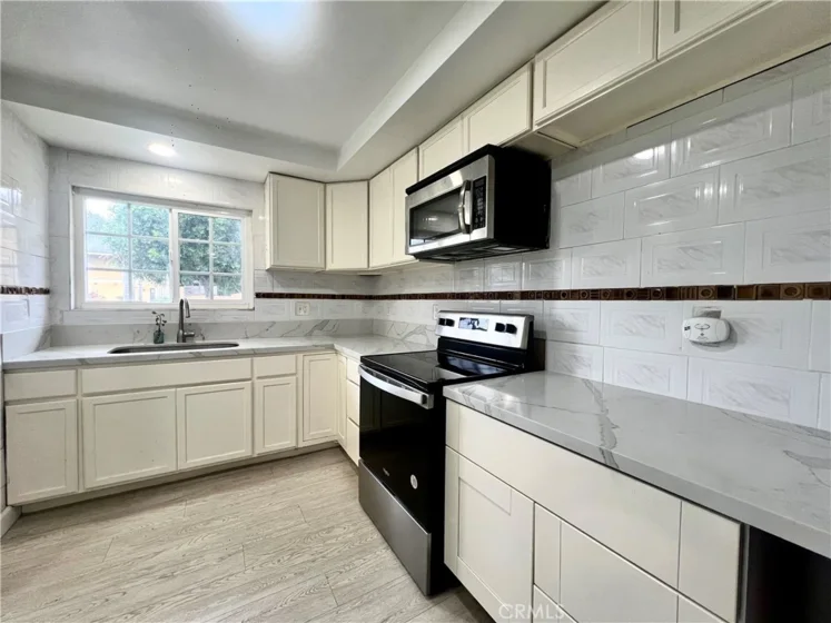 624 S Sullivan #15D photo 5