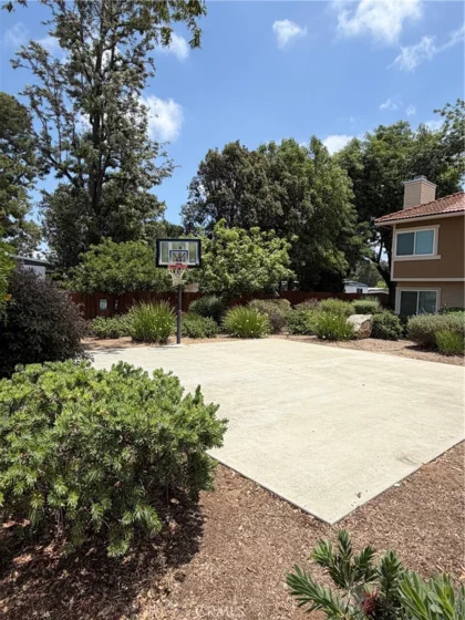 10730 Holly Meadows #B photo 24
