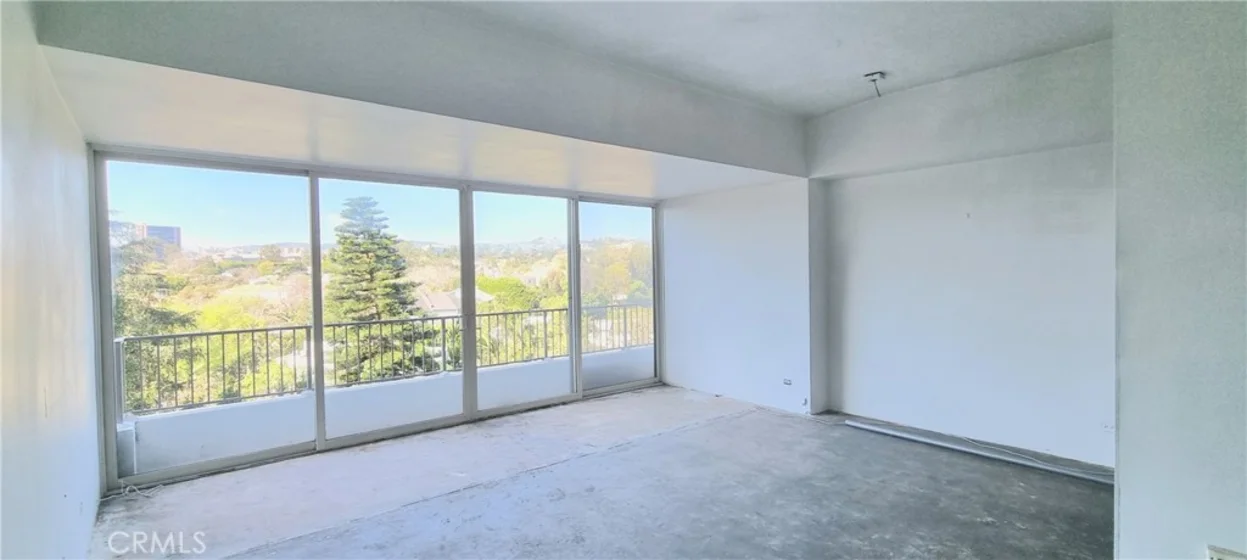 10501 Wilshire Boulevard #903 photo 2